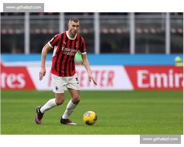 加拉塔萨雷加速追逐恰 20!经纪人抵伊城直面转会核心矛盾 加拉塔萨雷加速追逐恰 20!经纪人抵伊城直面转会核心矛盾