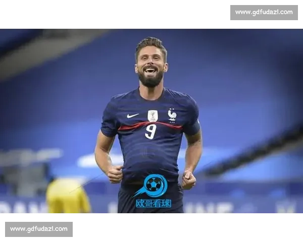 吉鲁乌龙忘带球衣门将救场,38 岁逆天神肌引爆热议 吉鲁乌龙忘带球衣门将救场,38 岁逆天神肌引爆热议