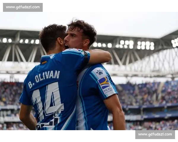 官方：布里安 - 奥利万合同到期离队 西班牙人左后卫开启新征程