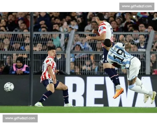 阿里亚斯：“哥伦比亚贝利” 称号过誉，贝利是足坛永恒标杆