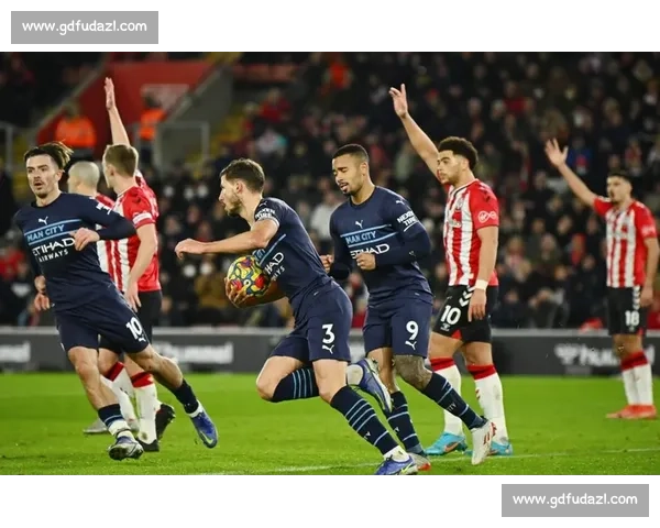 埃弗顿截胡费内巴切 沃克留英超冲击百场里程碑