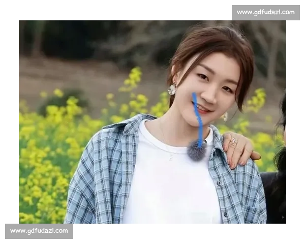 陈梦自曝理想求婚场景:足球场万人见证,浪漫与热血交织 陈梦自曝理想求婚场景:足球场万人见证,浪漫与热血交织