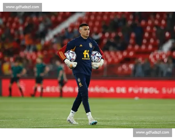 国米敲定 2600 万欧签约法国锋线新星 罗马诺官宣未来十年核心架构